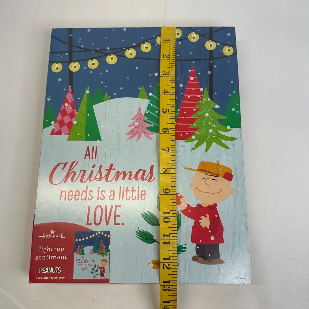 Hallmark Peanuts Charlie Brown Light-Up Sentiment Christmas Wood Sign‎ 12.5in